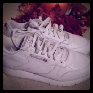 CLASSIC Reebok OLD SKOOL....